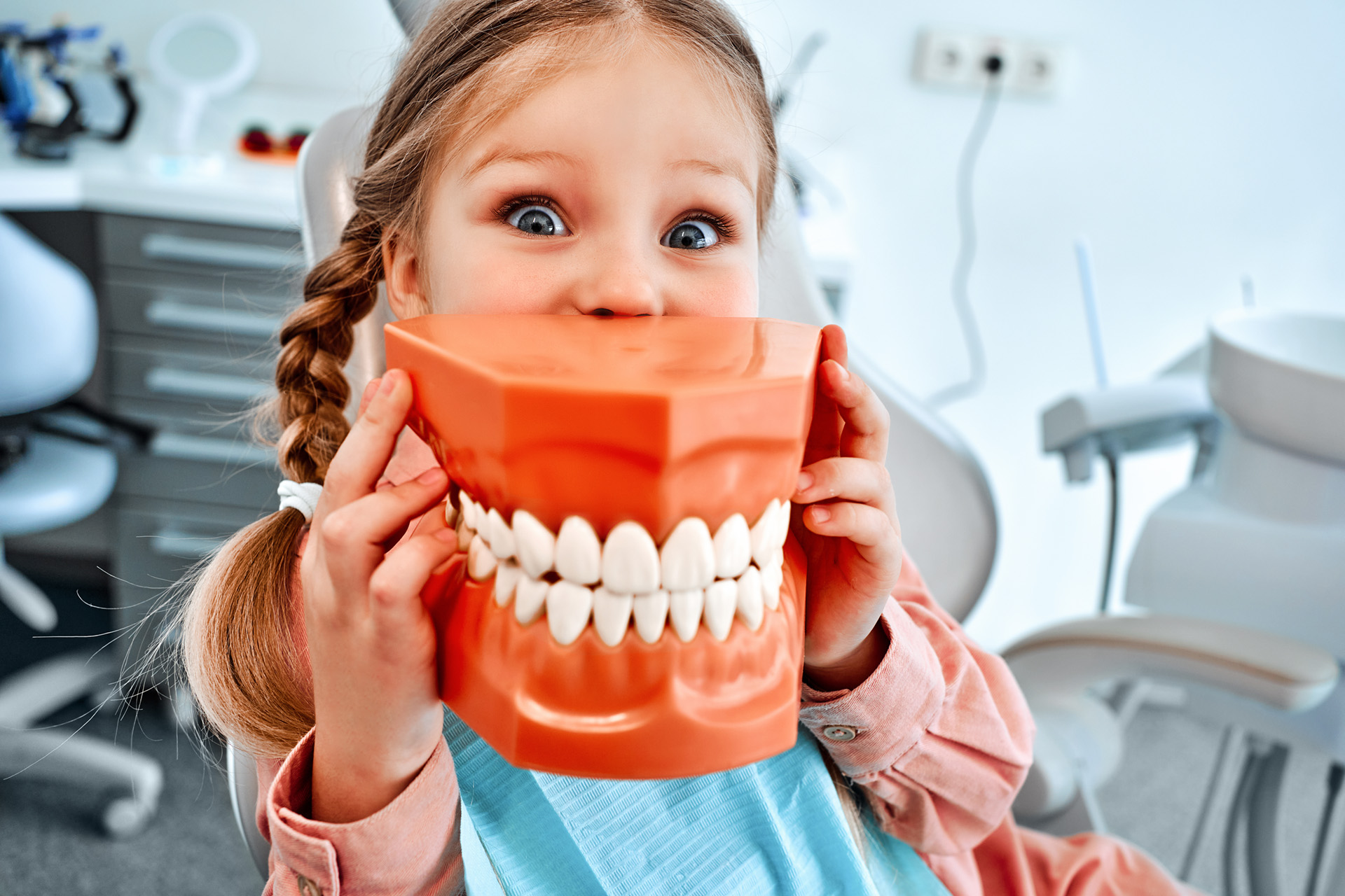 What is a dental restoration, what are dental restorations and restorations in dentistry